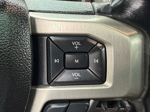 Used 2018 Ford F150 Platinum w/ Equipment Group 701A Luxury AWD/4WD image 52
