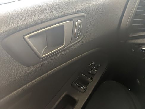 Certified 2022 Ford EcoSport SE w/ SE Convenience Package image 27