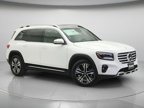 New 2026 Mercedes-Benz GLB 250 image 13