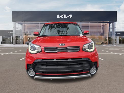 Certified 2017 Kia Soul ! w/ Tech Package image 7