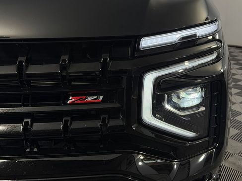 Used 2025 Chevrolet Tahoe Z71 AWD/4WD image 11
