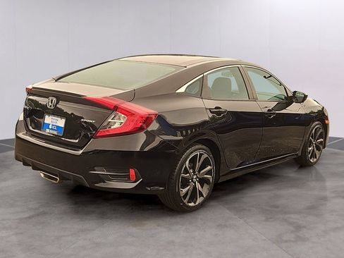 Used 2021 Honda Civic Sport image 4