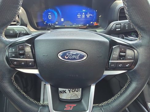Certified 2021 Ford Explorer ST w/ Equipment Group 401A AWD/4WD image 17