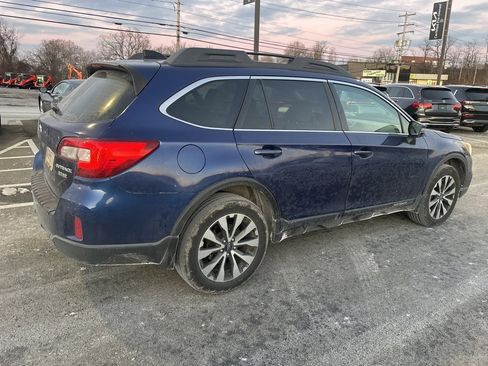 Used 2016 Subaru Outback 2.5i Limited image 8