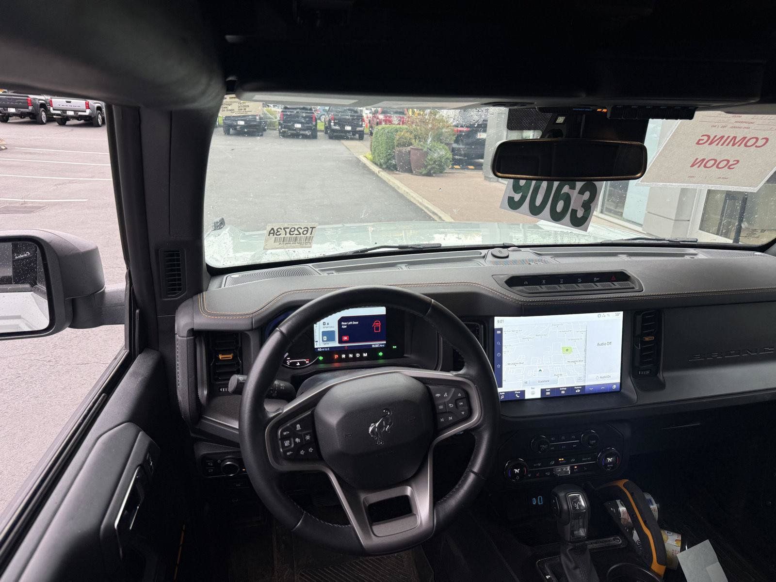 Used 2024 Ford Bronco Badlands AWD/4WD image 13