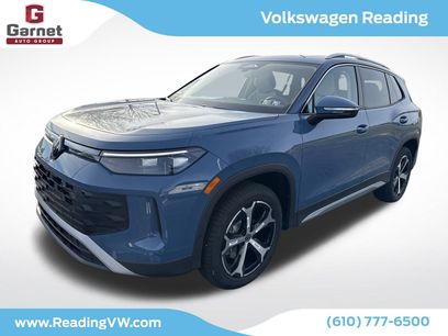 New 2025 Volkswagen Tiguan SE