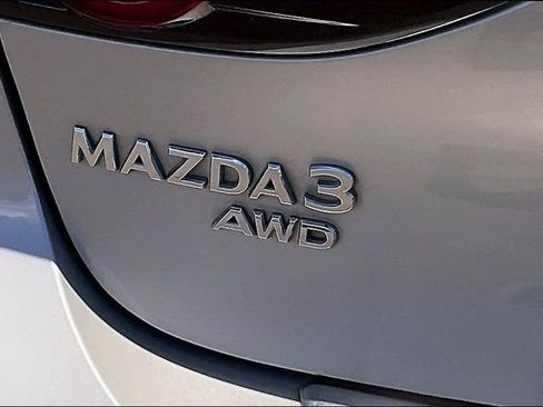 Used 2023 MAZDA MAZDA3 Hatchback w/Premium Plus Pkg AWD/4WD image 8