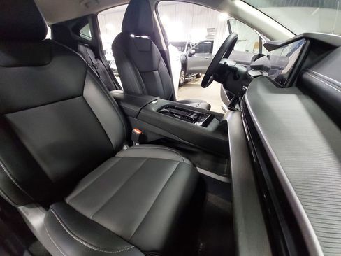 Certified 2025 Nissan Murano SV w/ Cargo Package image 10