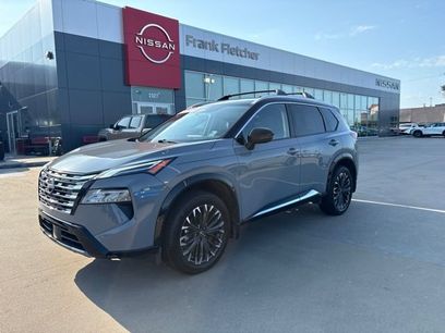 Used 2025 Nissan Rogue Platinum w/ Platinum Premium Package