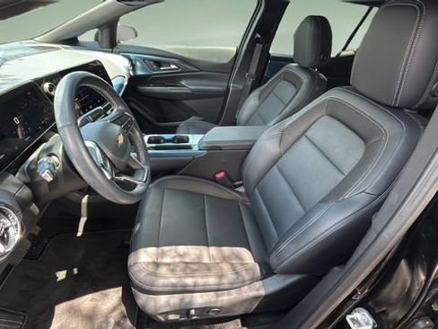 Used 2024 Chevrolet Equinox EV LT AWD/4WD image 17