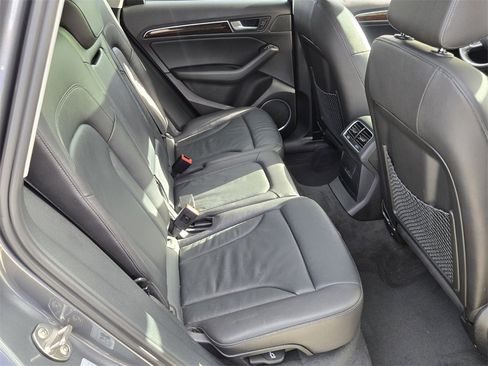 Used 2016 Audi Q5 2.0T Premium Plus w/ Technology Package image 17