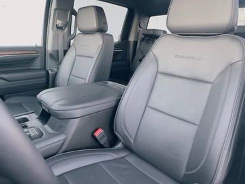 Used 2024 GMC Sierra 1500 Denali image 39