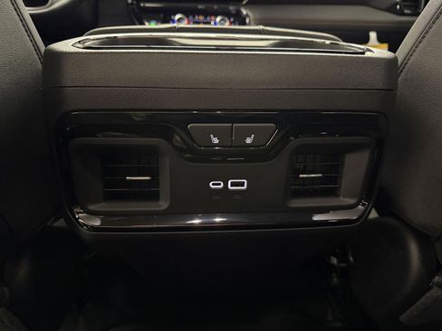 Used 2026 GMC Sierra 1500 AT4 w/ AT4 Premium Package image 16