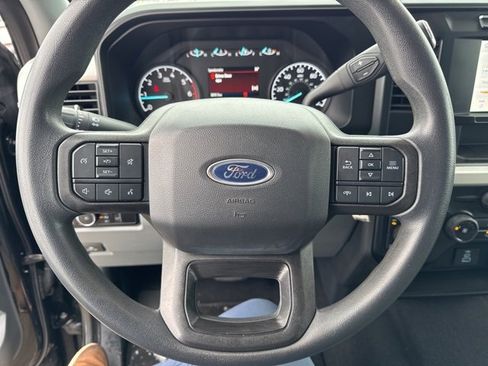 Used 2023 Ford F250 XLT image 12