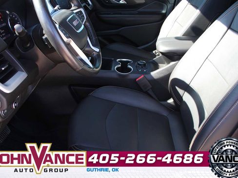 Used 2020 GMC Terrain SLT w/ Preferred Package image 25