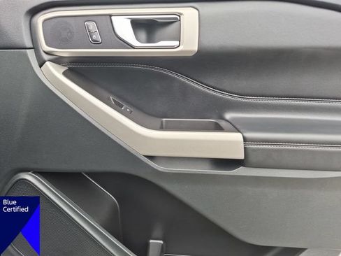 Certified 2024 Ford Explorer XLT RWD image 34