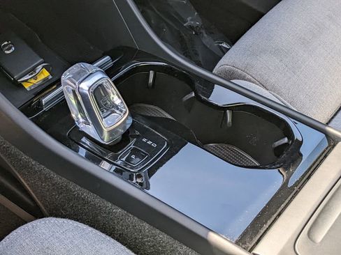 Certified 2023 Volvo C40 P8 Recharge Ultimate AWD/4WD image 20