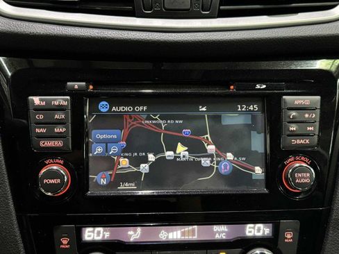 Used 2016 Nissan Rogue SL w/ SL Premium Package image 44