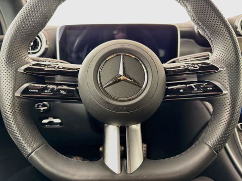 Used 2026 Mercedes-Benz GLC 300 4MATIC image 16