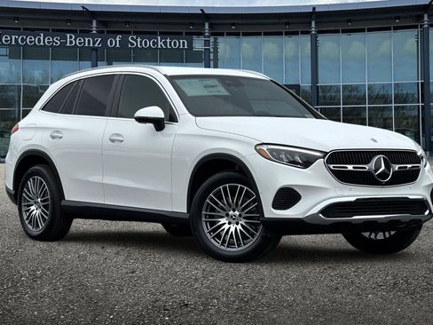 New 2026 Mercedes-Benz GLC 300 4MATIC image 1