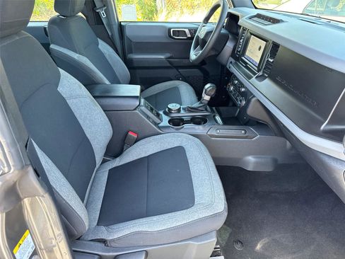 Certified 2022 Ford Bronco 4-Door w/ Sasquatch Package AWD/4WD image 16