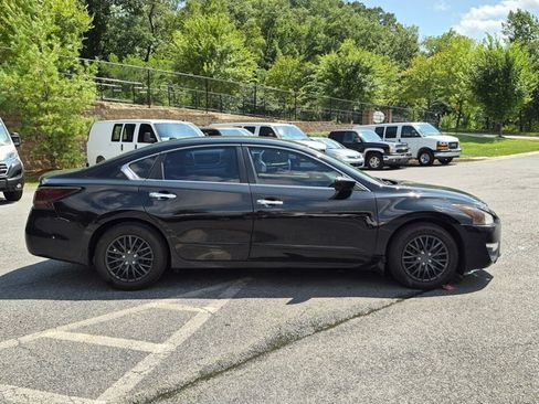 Used 2015 Nissan Altima 2.5 S w/ Power Driver Seat Package FWD image 4