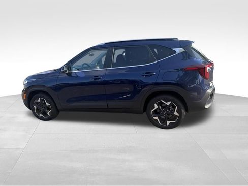 Used 2024 Kia Seltos EX AWD/4WD image 9