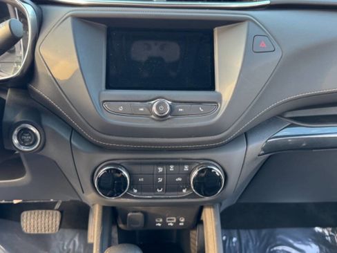 Used 2023 Chevrolet TrailBlazer ACTIV image 23