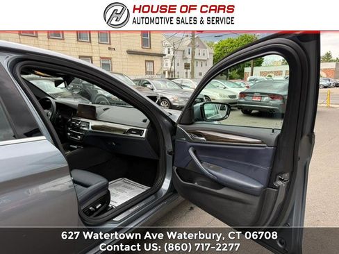 Used 2019 BMW 530i xDrive AWD/4WD image 35