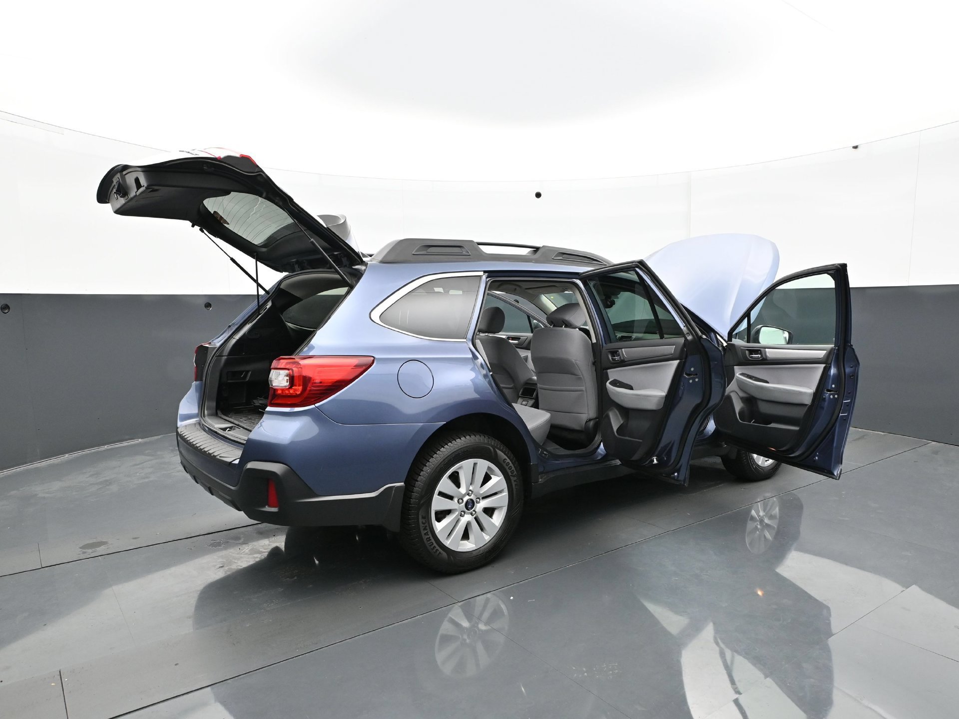 Used 2018 Subaru Outback 2.5i Premium AWD/4WD image 40