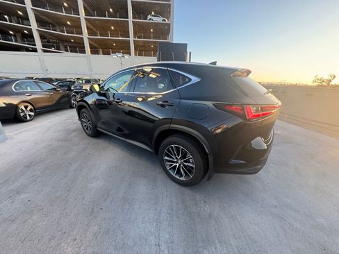 Used 2025 Lexus NX 250 FWD w/ Accessory Package (2T) image 4