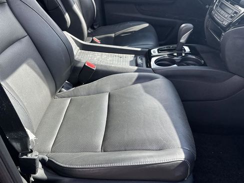 Used 2019 Honda Ridgeline RTL-E image 16