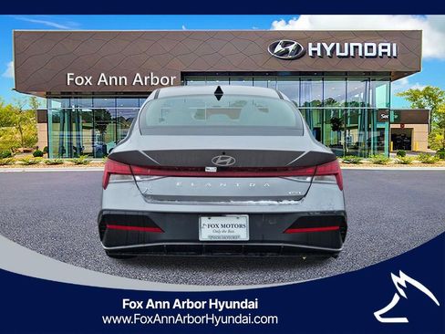 New 2026 Hyundai Elantra Limited FWD image 4