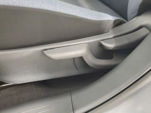 New 2025 Nissan Versa SV w/ Trunk Package image 28