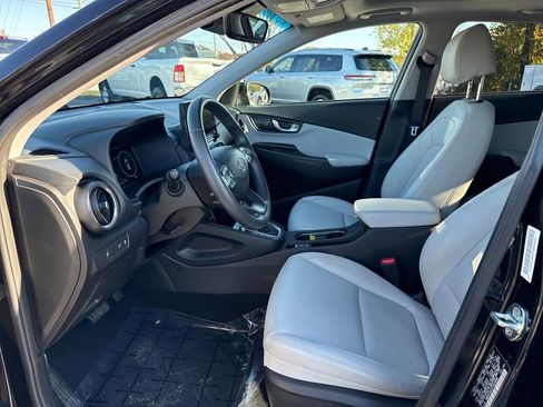 Used 2023 Hyundai Kona Limited w/ Cargo Package image 11