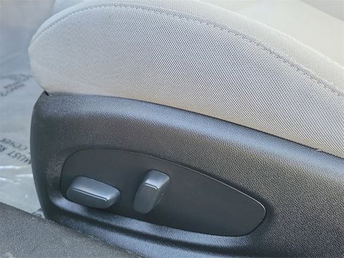 Used 2019 Chevrolet Camaro LT image 16