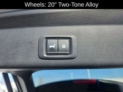 Used 2024 Mitsubishi Outlander SE image 35