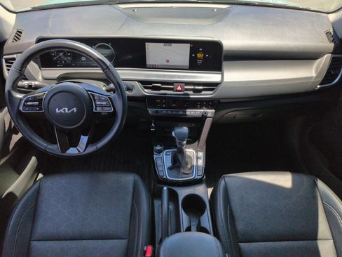 Used 2024 Kia Seltos EX AWD/4WD image 28