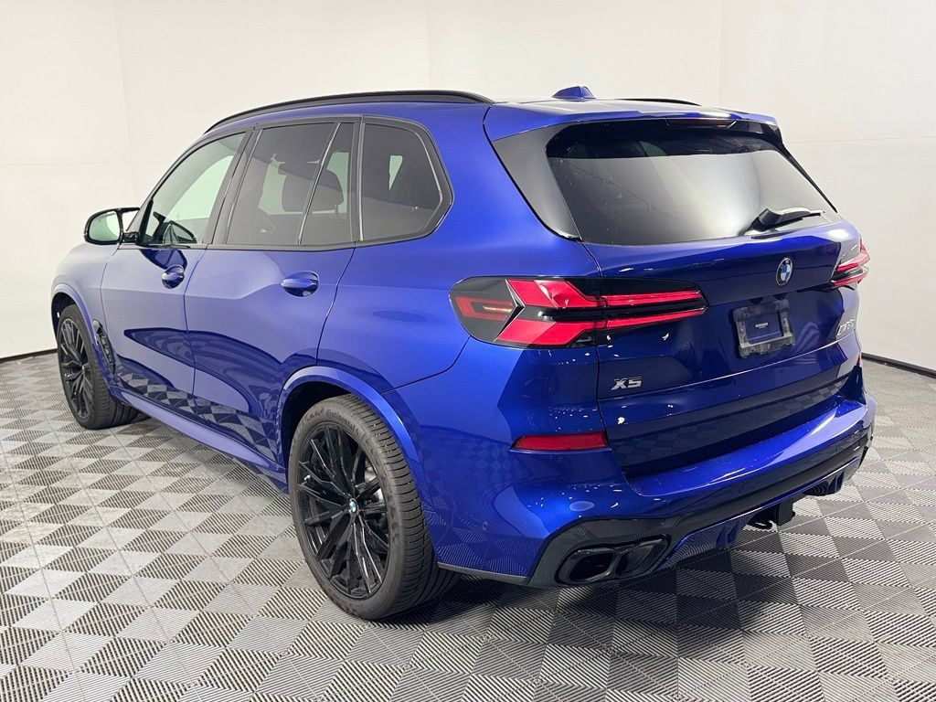 Used 2024 BMW X5 M60i AWD/4WD image 7