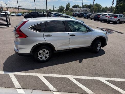 Used 2015 Honda CR-V LX image 12