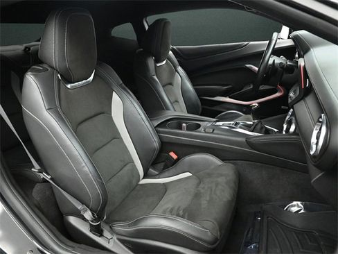 Used 2019 Chevrolet Camaro SS image 18