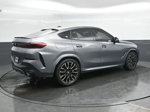 Used 2024 BMW X6 xDrive40i w/ Premium Package image 2