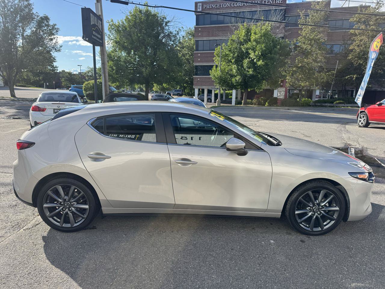 Used 2023 MAZDA MAZDA3 s FWD image 7
