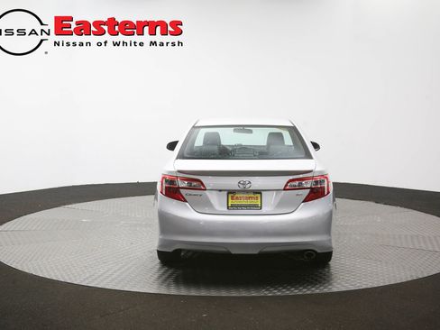 Used 2014 Toyota Camry SE FWD image 37