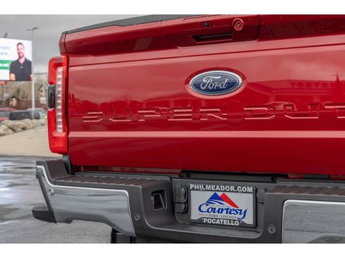 New 2026 Ford F250 Lariat w/ Lariat Premium Package image 31