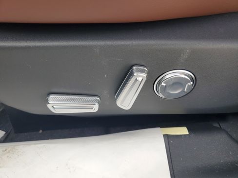 New 2026 Lincoln Nautilus Reserve image 12