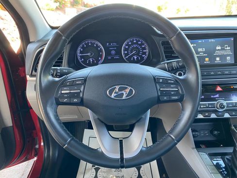 Used 2020 Hyundai Elantra Value Edition FWD image 53