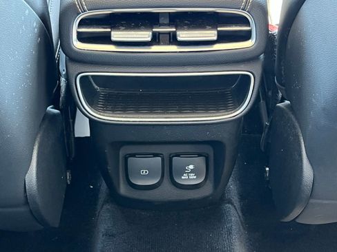 Used 2024 Genesis GV80 2.5T image 20