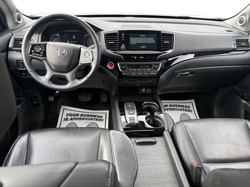 Used 2020 Honda Pilot Touring image 12