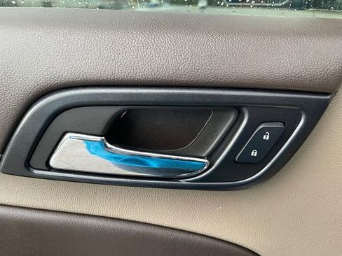 Used 2015 Chevrolet Tahoe LTZ image 32